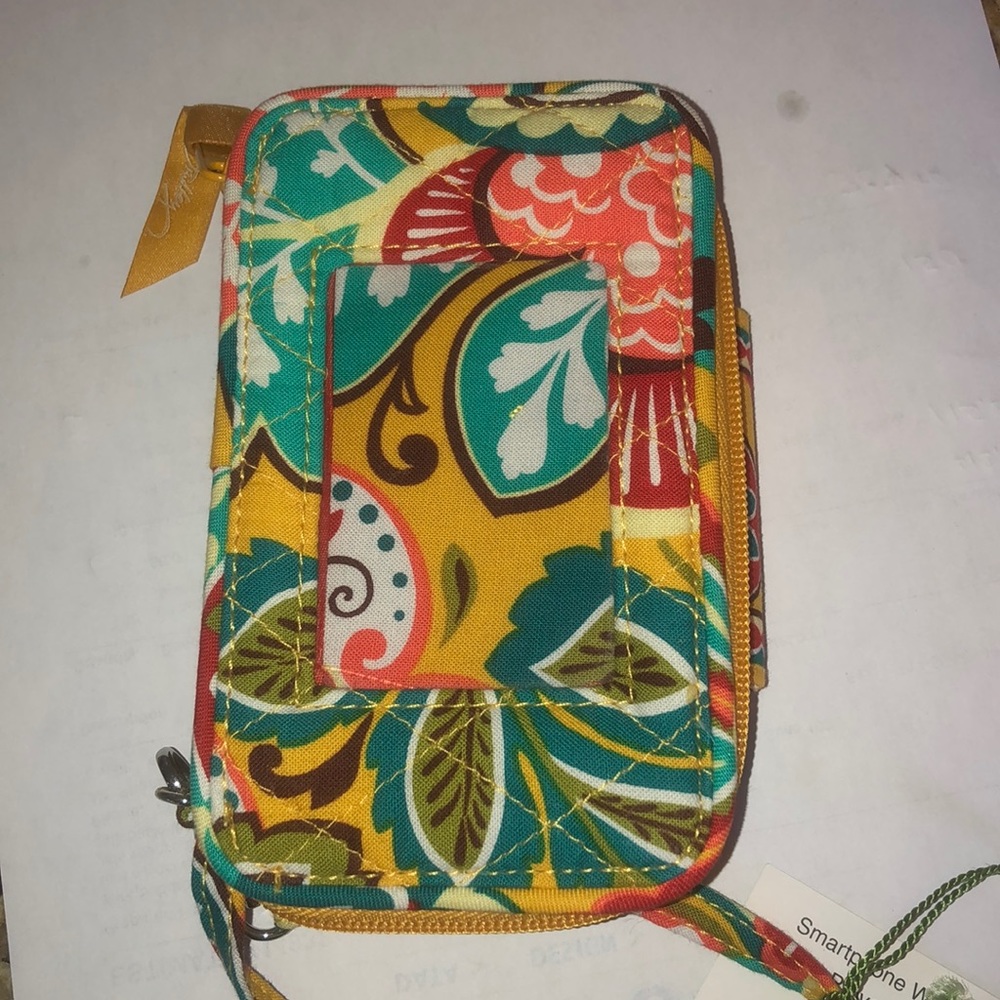 Vera Bradley wristlet - Picture 4 of 5
